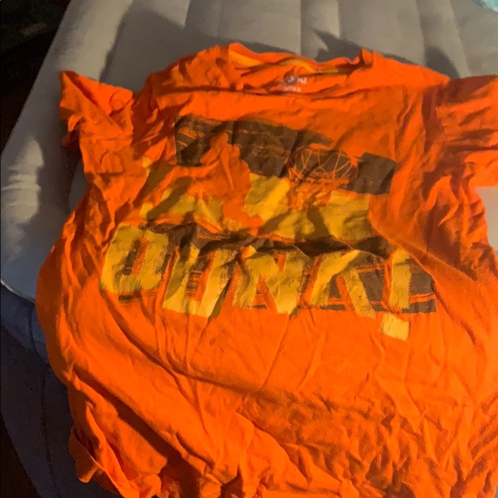 Basketball shirt
